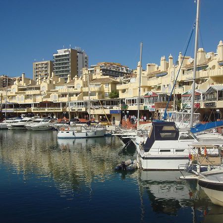 Apartamento Holidays On The Beach Torremolinos Exterior photo