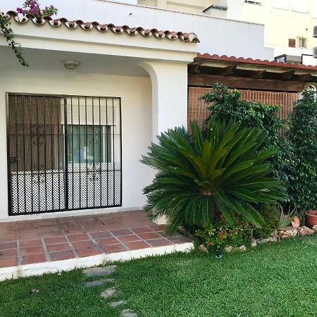 Apartamento Holidays On The Beach Torremolinos Exterior photo