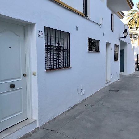 Apartamento Holidays On The Beach Torremolinos Exterior photo