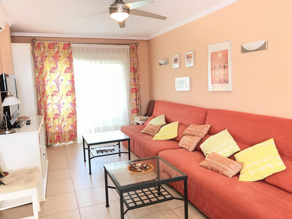 Apartamento Holidays On The Beach Torremolinos Exterior photo
