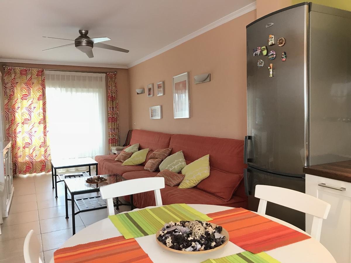 Apartamento Holidays On The Beach Torremolinos Exterior photo