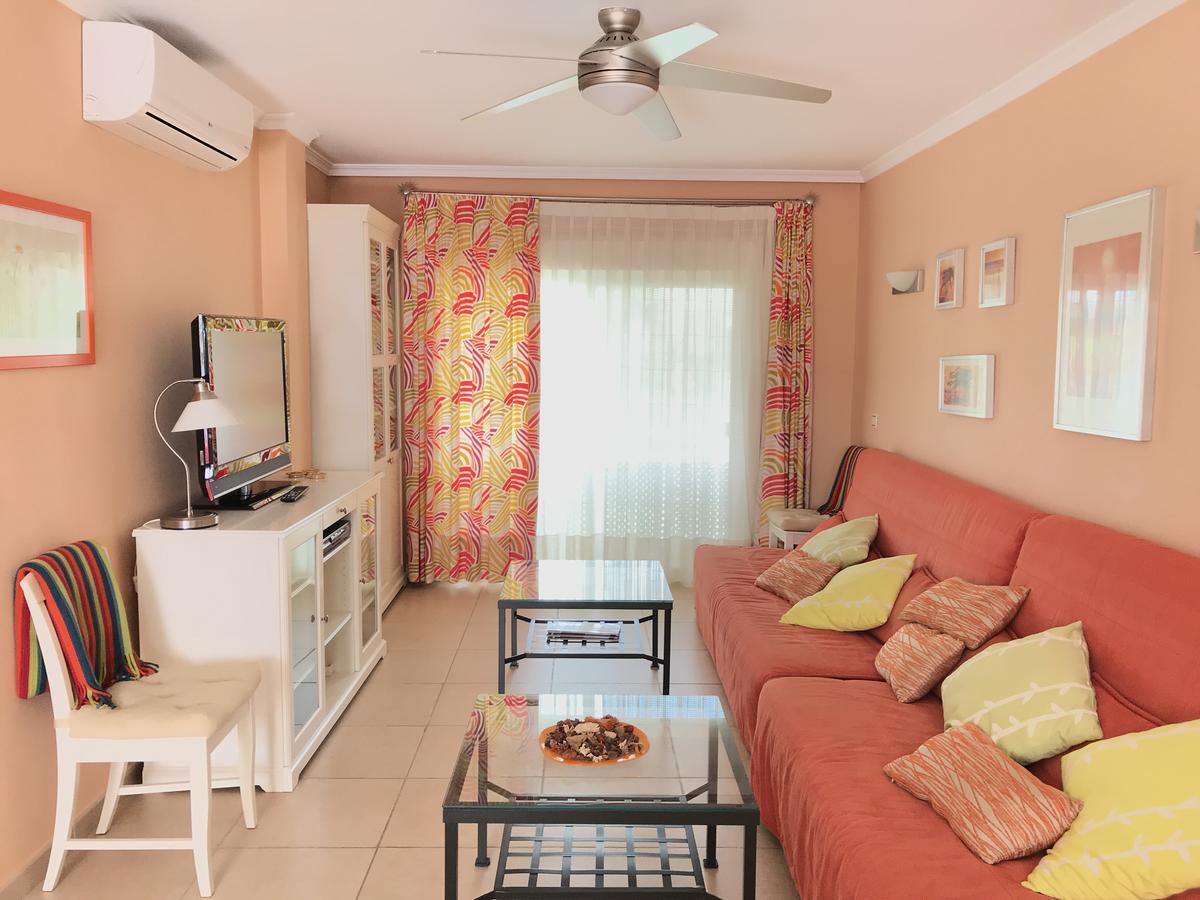Apartamento Holidays On The Beach Torremolinos Exterior photo