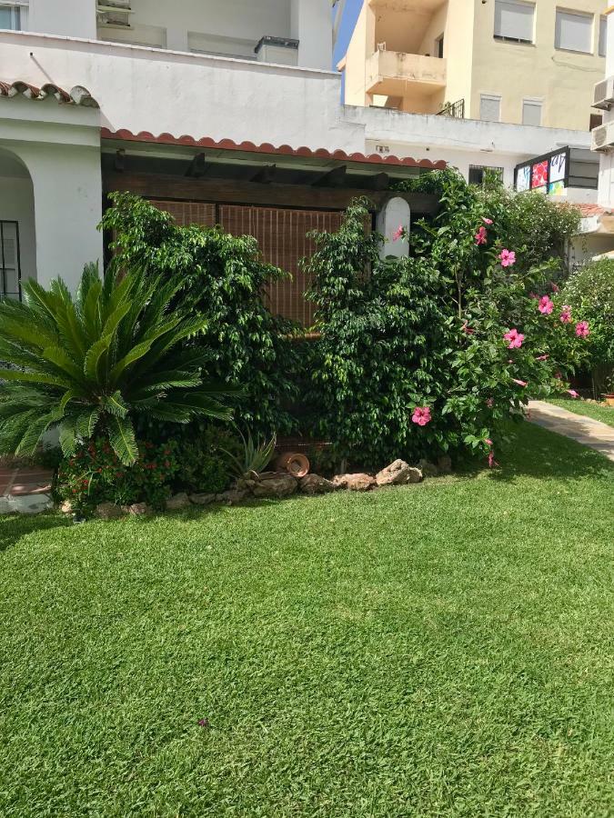 Apartamento Holidays On The Beach Torremolinos Exterior photo