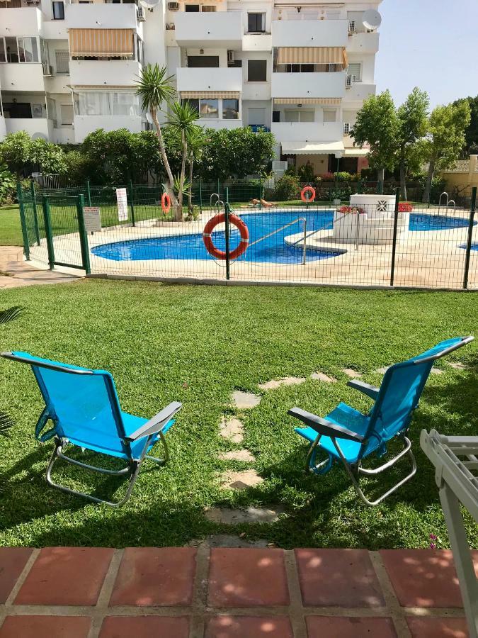 Apartamento Holidays On The Beach Torremolinos Exterior photo